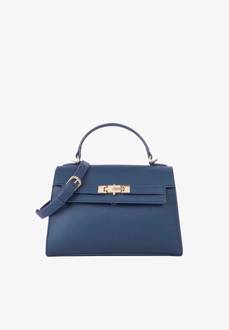 Sac à main en cuir bleu foncé au design structuré, avec une poignée supérieure et une bandoulière amovible. Présente des accents en métal doré et une fermeture à boucle.