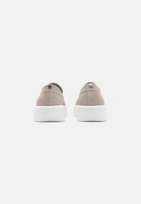 Steve Madden FLETCHER - Polobotky - light grey