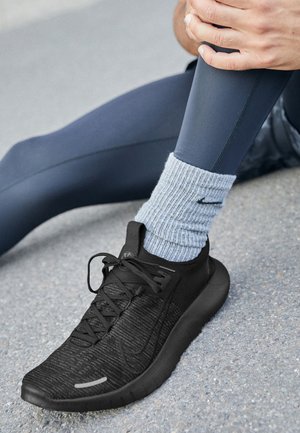 Katujuoksukengät - black