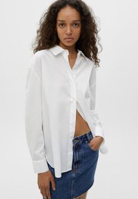 PULL&BEAR - Paitapusero - white - 2