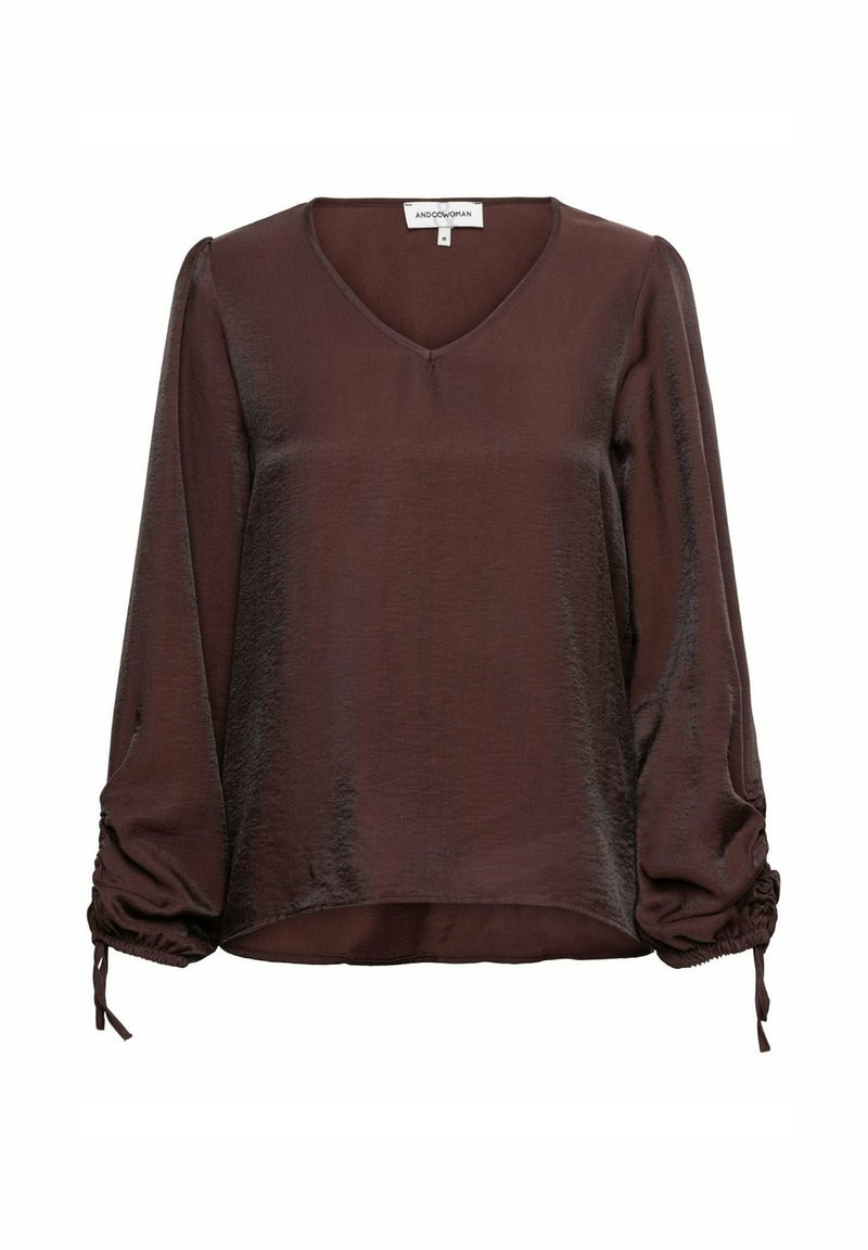 Bruine, semi-doorzichtige blouse met V-hals, lange mouwen en gatherende manchetten. Gladde textuur met een subtiele glans, losse pasvorm en ronde zoom.