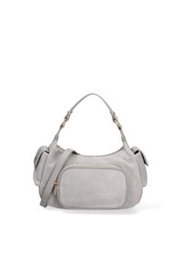 Borsa in suede grigia con forma arrotondata, manico corto e tracolla regolabile. Presenta una tasca frontale con zip e particolari in metallo dorato.