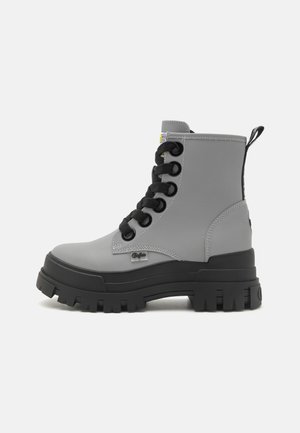 Buffalo Bottines à plateau - silver-coloured