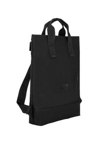 Sac à dos rectangulaire noir avec deux poignées supérieures, bretelles réglables et une poche avant zippée verticale.