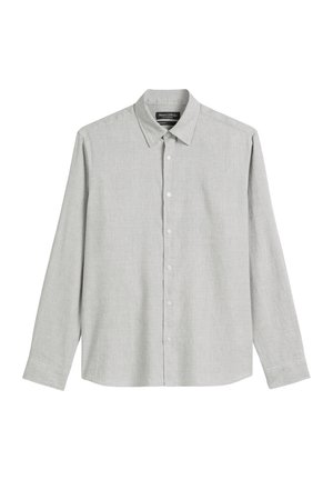 Hellgraues Langarmhemd aus einem gewebten Stoff. Verfügt über einen Button-Down-Kragen, Frontknöpfe und einen abgerundeten Saum. Keine Muster oder Verzierung.