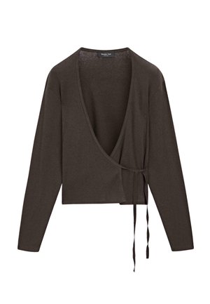 Mørkebrun slå-om cardigan med dybt V-udskæring og lange ærmer. Har bindelukning på venstre side og et kort snit. Blød tekstur.