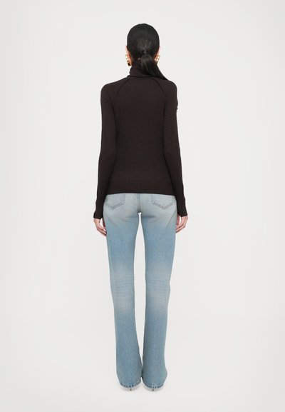 Victoria Beckham Neule - dark chocolate