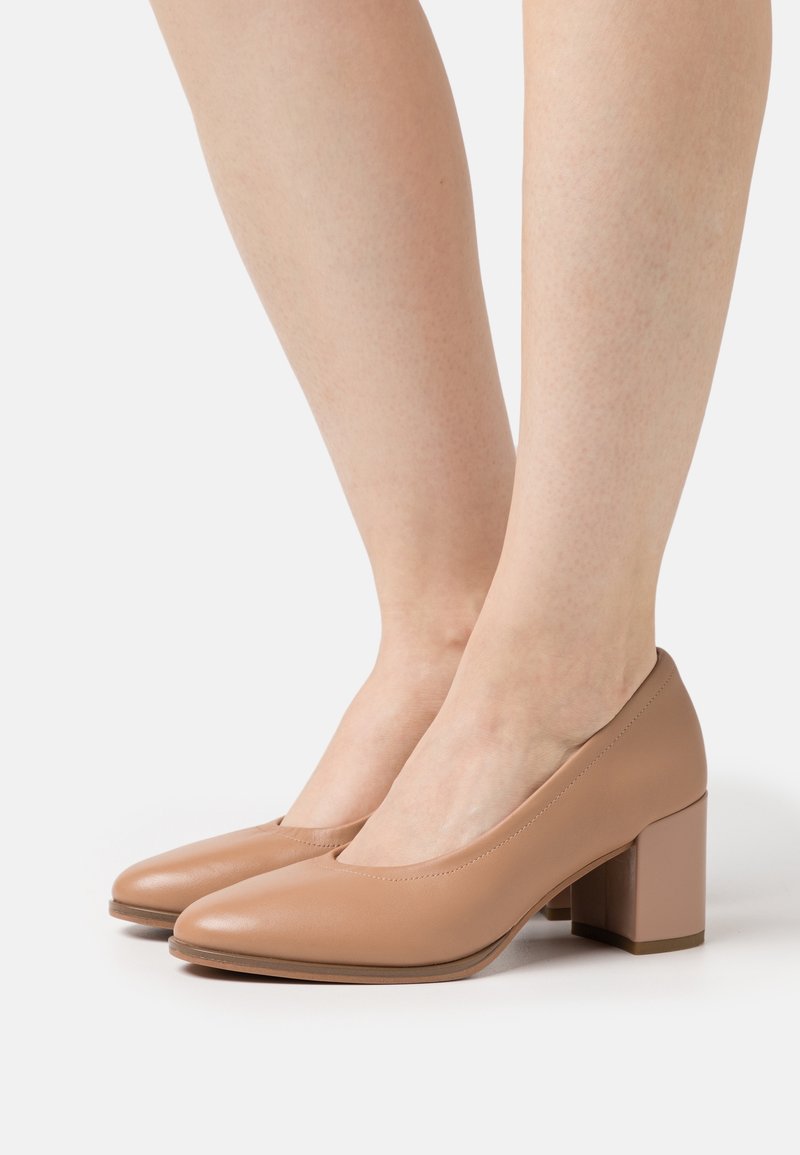 Clarks Klasické lodičky - nude