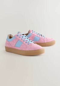 Unausgewählt, pink