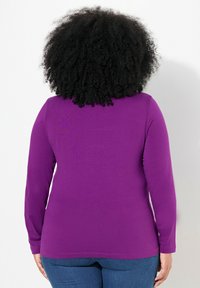 Ulla Popken ROLLKRAGEN - Langarmshirt - dark purple