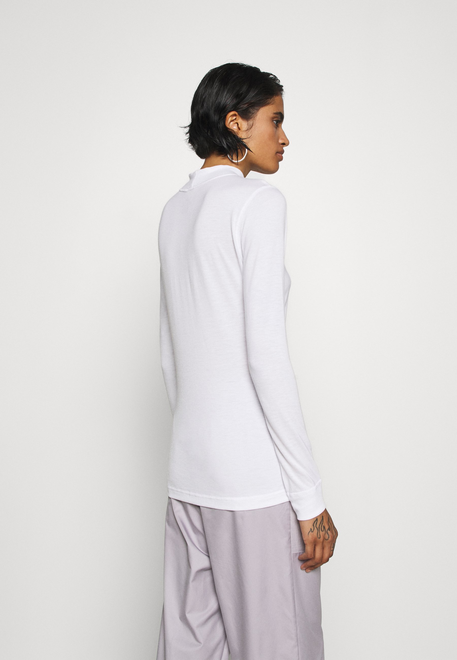 Nike Sportswear TEE MOCK SLIM - Long 
