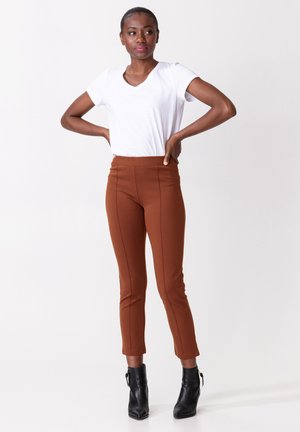 AMARA - Kalhoty - brown