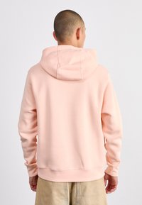 Nike Sportswear CLUB HOODIE - Majica s kapuljačom - washed coral
