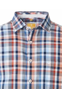 Karierter Hemd in Blau, Rot und Pfirsich mit einem Button-Down-Kragen. Verfügt über weiße Knöpfe und eine Tasche auf der linken Seite. Weicher Baumwollstoff.