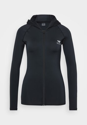 Čierna mikina na zips s dlhými rukávmi, priliehavým strihom a malým bielym logom na ľavej hrudi. Hladká, elastická tkanina.