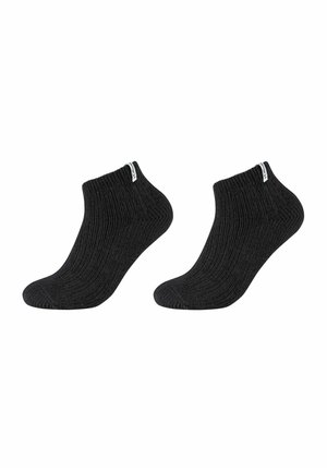 Schwarze Knöchelsocken mit geripptem Muster und verstärkter Zehenpartie, ausgestattet mit einem kleinen Markenlabel am Bündchen. Klassisches und vielseitiges Design.