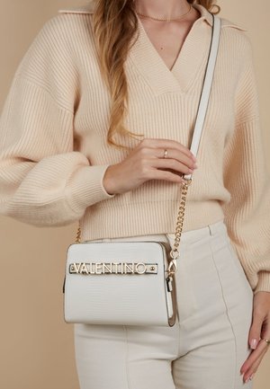 Valentino Bags, VAIL RE - Sac bandoulière - white