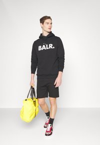 BALR. BRAND STRAIGHT HOODIE - Hoodie - jet black