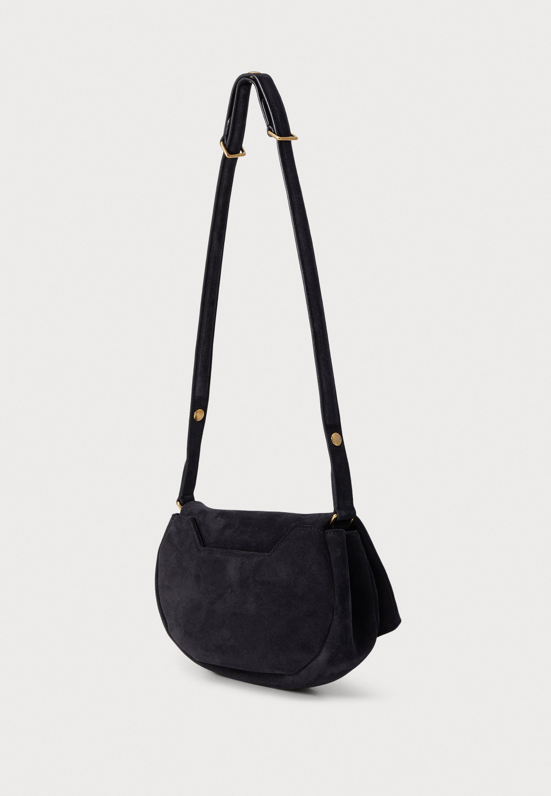 【関税&送料込】Vivienne Westwood Shoulder Bag Sadie Sadie Shoulder Bag in BLACK | Vivienne Westwood®