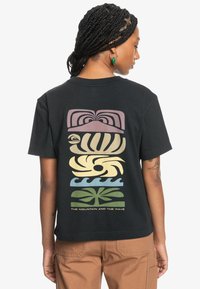 Unselected, black