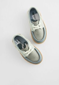 Next - Espadryle
