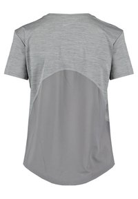 Szara sportowa koszulka z heatherowym górnym panelem i siateczkowym dolnym panelem dla wentylacji, z okrągłym dołem i subtelnym logo przy szyi.