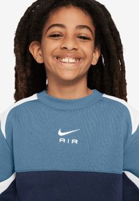 Nike Sportswear AIR CREW UNISEX - Mikina - midnight navy aegean storm white