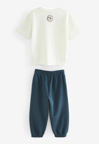 Next RELAXED FIT VARSITY SHORT SLEEVE AND JOGGER SET - Tepláky - ecru navy