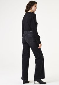 Garcia Trui - black