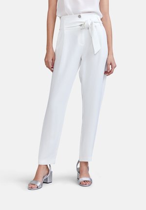 Pantalon classique - off white