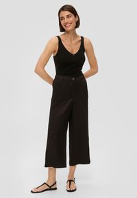 s.Oliver BLACK LABEL CULOTTE  WIDE LEG - Broek - schwarz