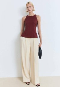 Mango - PEPLUM Z KOŁNIERZEM HALTER - Blouse - bordeaux Thumbnail Image 1