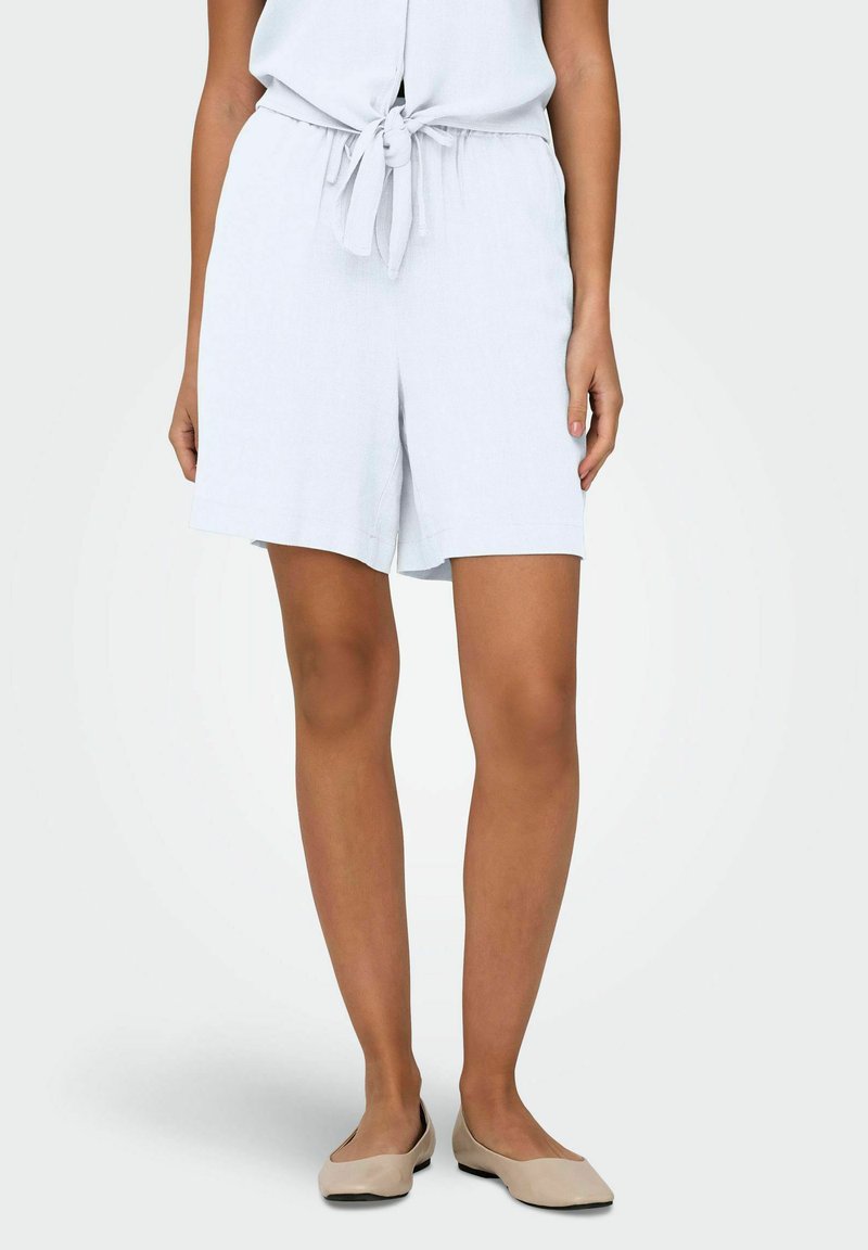 ONLY ONLSIESTA PULL UP - Shorts - bright white