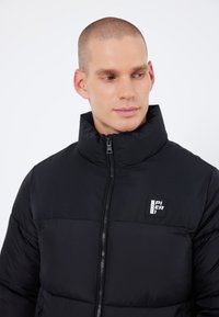 Pier One Winter jacket - black