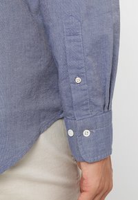 GANT Skjorta - dark blue