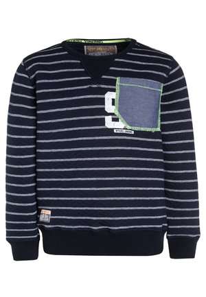 Marine gestreepte ronde hals sweatshirt met een denim patch pocket, groene accentstiksels en ribgebreide manchetten en zoom. Bevat een witte geprinte nummer.