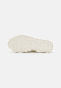 Tommy Jeans LETTERING - Sandalias planas - ecru