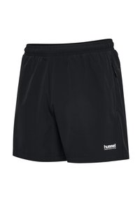 Zwarte sportshorts met elastische tailleband, zijzak met rits en wit "hummel PERFORMANCE" logo aan de onderkant van het linkerbeen.