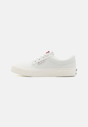 Tommy Jeans SKATE DERBY - Trainers - white
