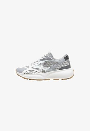 MUNICH, Baskets basses - grey