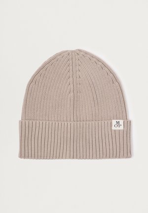 Muts - dapple gray