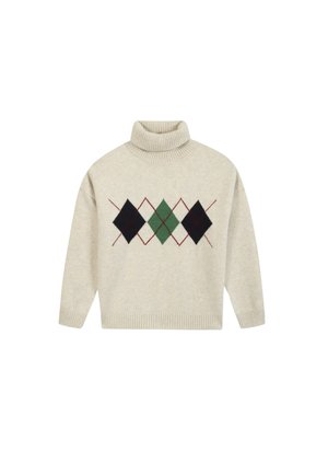 Pull à col roulé beige avec poignets et ourlet côtelés, arborant un motif central losanges en lignes noires, vertes et rouges sur la poitrine.