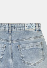 Blue Effect Shorts vaqueros - blue