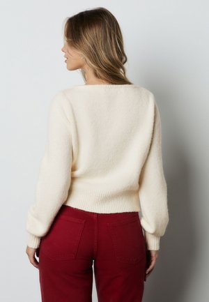 Next REGULAR FIT - HEART BUTTON - Vest - ecru