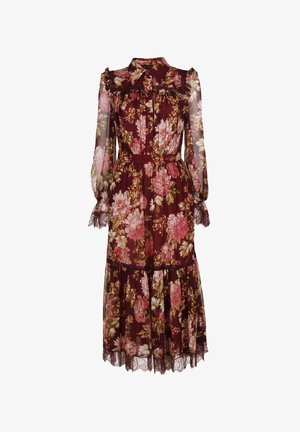 Langdurige bordeauxrode jurk met bloemenprint, voorzien van een kraag, tailleceintuur, kantafwerking op de mouwen en zoom, en een gelaagde rok.