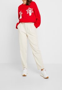 Missguided Strickpullover - red