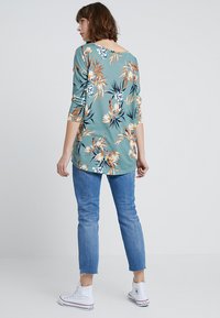 ONLY ONLELCOS AOP JRS NOOS - Top s dlouhým rukávem - chinois green
