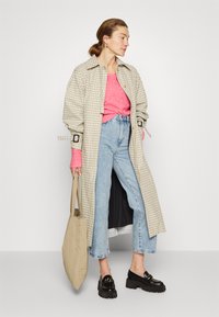 Samsøe Samsøe NOR O-N SHORT - Camisola - honeysuckle