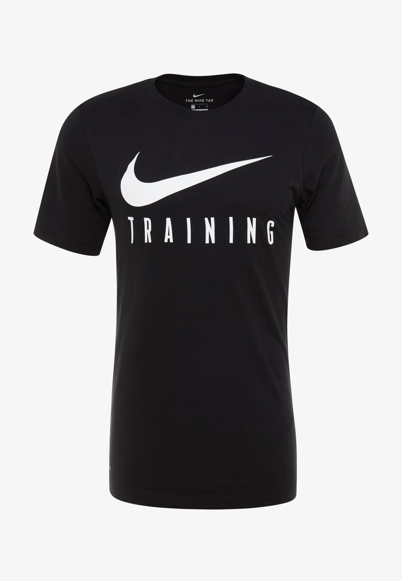 Camiseta de algodón negra con un gran logo de swoosh blanco de Nike y la palabra "TRAINING" en letras blancas en negrita. Mangas cortas, cuello redondo.