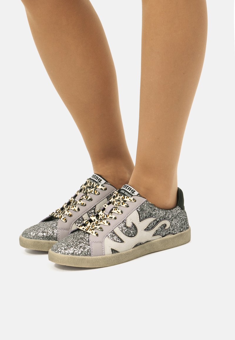 mtng DEPORTIVA - Zapatillas - gris